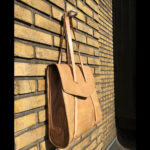 https://leathercraftersjournal.com/product/design-your-own-bag!-(+-pattern)/